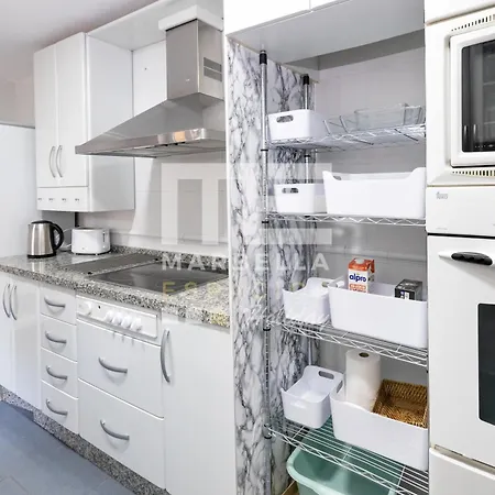 Chic Garden Flat 5min From * Marbella