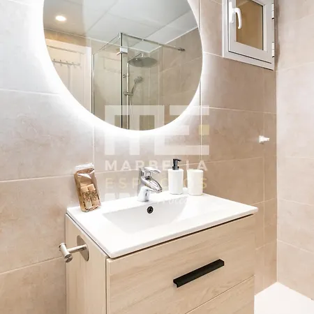 Chic Garden Flat 5min From Apartamento *