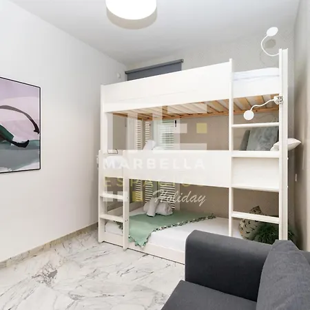 Chic Garden Flat 5min From Apartamento *