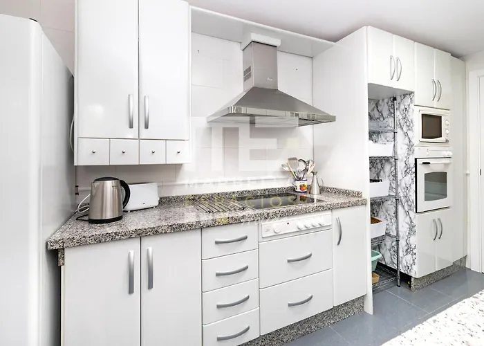 Apartment Chic Garden Flat 5min From