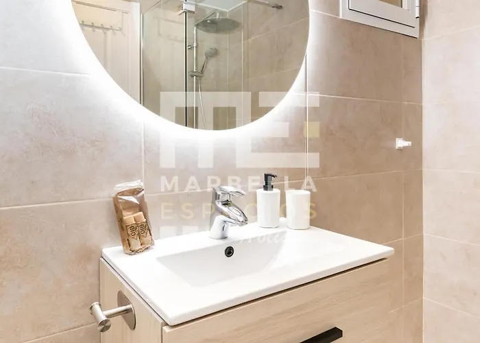 Chic Garden Flat 5min From Apartment *