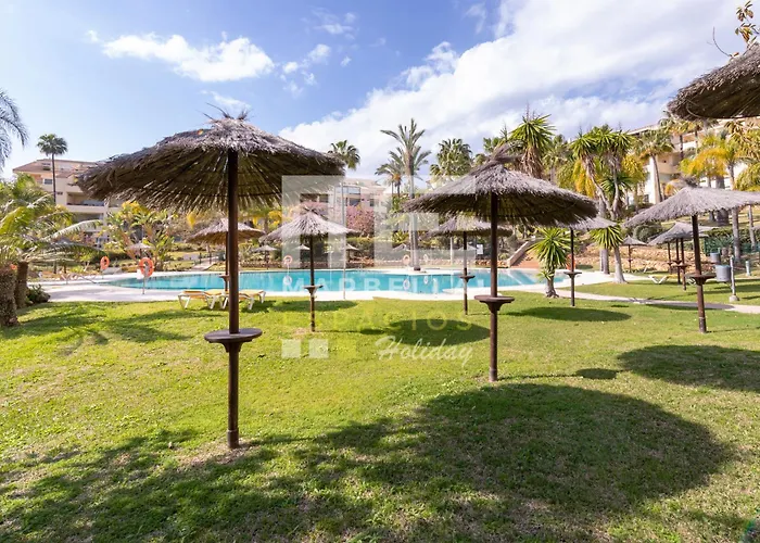 Chic Garden Flat 5min From * Marbella