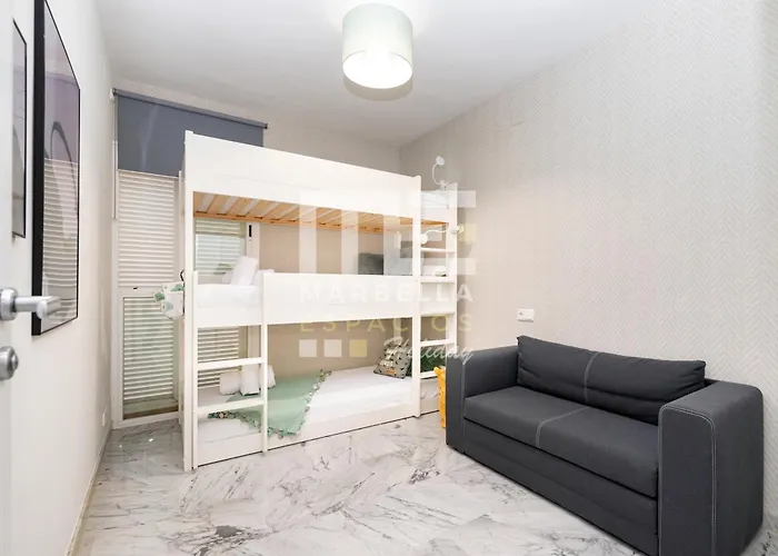 Apartment Chic Garden Flat 5min From